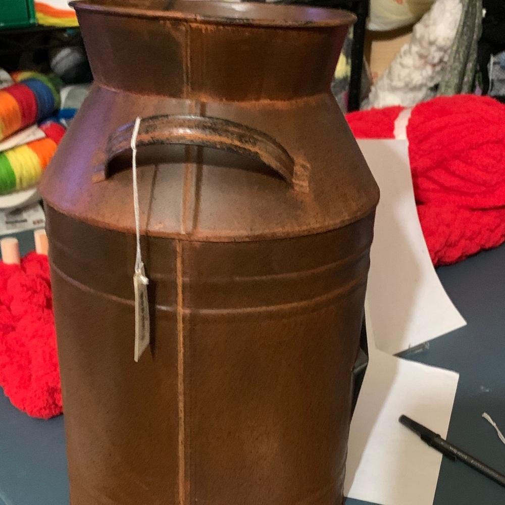 Rustic Brown Metal Milk Canister with Star Design - Picture 3 of 7
